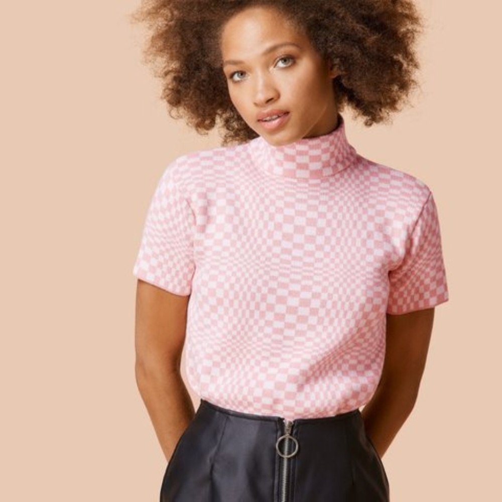 UNIF Echo Top in Blush Pink